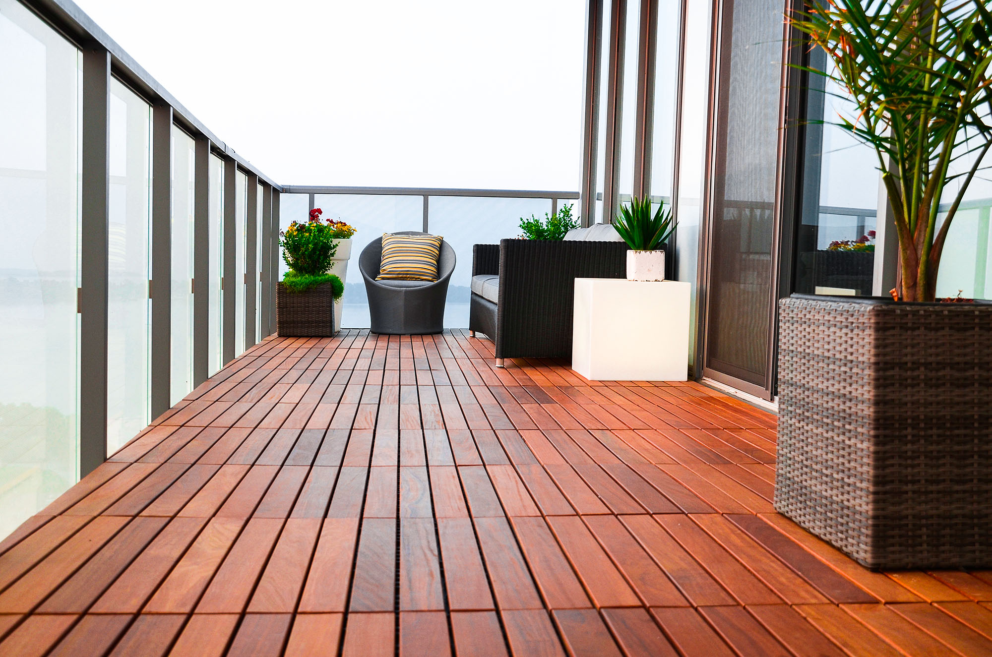 Expanded Home Experiences for clients of this KANDY beautified balcony (CNW Group/KANDY Outdoor Flooring)